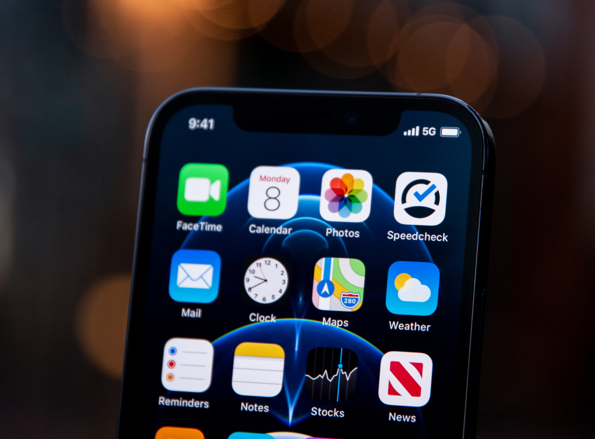 梁山苹果手机维修分享为什么 iPhone 12 在冬季会自动关机 
