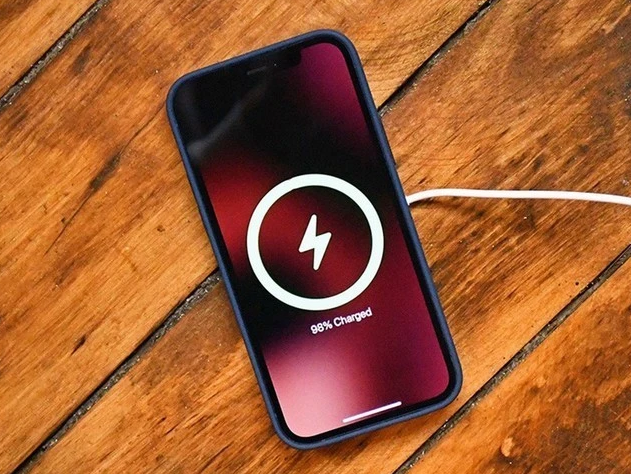 梁山苹果手机维修分享iPhone 12可以随便充电吗 
